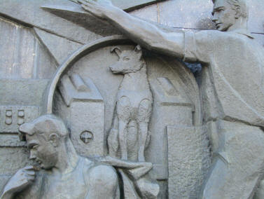 https://www.psy24.pl/pies/lajka/Moscow-Space-Monument-Laika-1666%5B1%5D.jpg